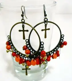 Aros argolla bronce con cruces y cuentas de colores