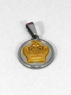 Dije de acero quirúrgico medalla con corona en dorado - ULTIMA MODA!!!