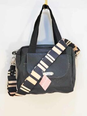 Bandolera bolsito de símil cuero - 25x18x8 - Marca SETIEMBRE - FORRADO - NEGRO