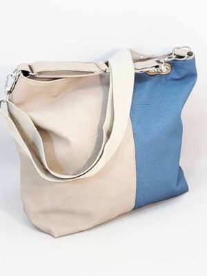Bolso de cuero sintético 30x30x15 - Marca SETIEMBRE - Forrada - ARENA Y CELESTE