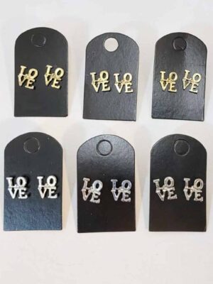 6 Pares de aros Love. Dorado y plateado.