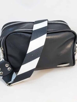 Bandolera de cuero sintético - 22x15x9 - Marca SETIEMBRE - Forrada - NEGRO
