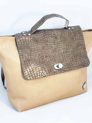 Mochila de cuero sintético 40x25x10 - Marca Septiembre - Forrada - ARENA Y CEMENTO