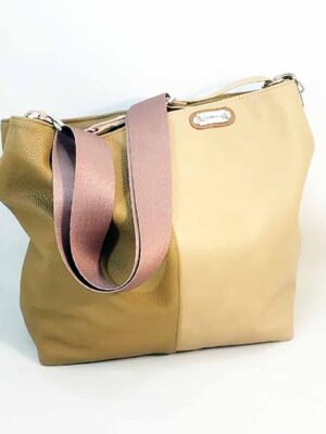 Bolso de cuero sintético 30x30x15 - Marca SETIEMBRE - Forrada - CAMEL