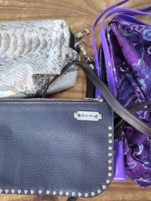 Riñonera + posta cosmeticos + bolso plegable