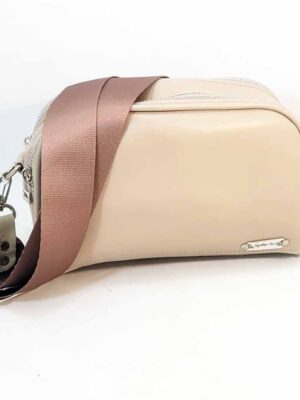 Bandolera de cuero sintético - 22x15x9 - Marca SETIEMBRE - Forrada - ARENAS