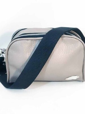 Bandolera de cuero sintético - 22x15x9 - Marca SETIEMBRE - Forrada - CEMENTO CROCCO