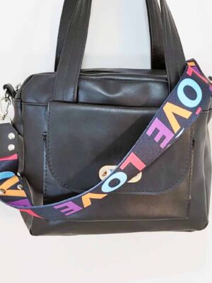 Bandolera bolsito cuero ecologico - 25x18x8 - Marca SETIEMBRE - FORRADO - NEGRA